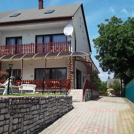 Livia * Balatonfoldvar